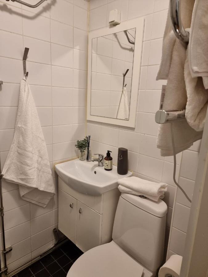 Inviting Apartment In สต็อกโฮล์ม ภายนอก รูปภาพ